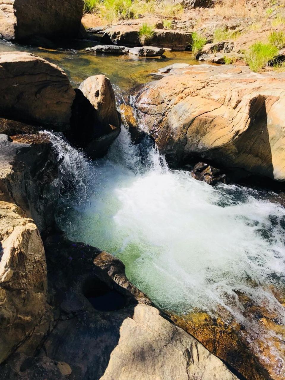 Pousada Cachoeira Do Lobo Belo Horizonte Kültér fotó
